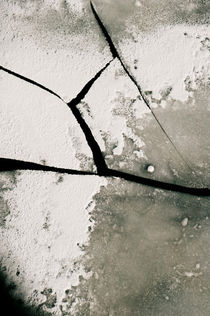 Broken ice by Lars Hallstrom