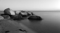 Steine am Meer 2 von Falko Follert
