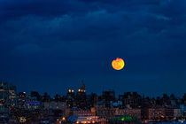 Manhattan Moonrise by Chris Lord