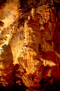 Tropfsteinhöhle in den Rhone Alpes von Gina Koch