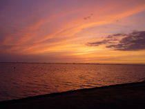 Sonnenuntergang über`m Wattenmeer by Miriam Deborah Michaelsen