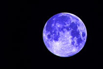 Blauer Mond by aidao