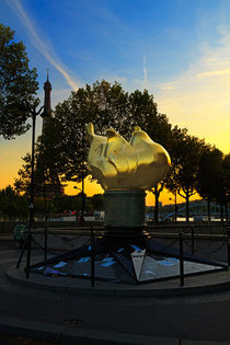 Flamme de la Liberte, Paris von Louise Heusinkveld