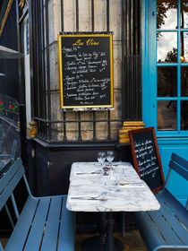 Chalkboard at an outdoor cafe in Paris by Louise Heusinkveld