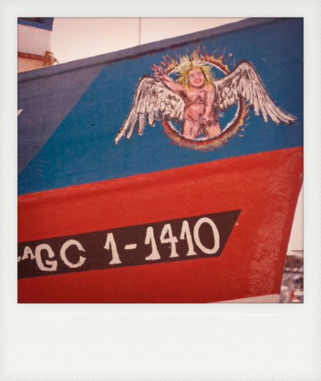 Dsc-0121-puerto-de-mogan-bootgrafiti-polaroid