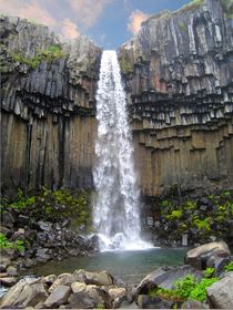 Wasserfall Svartifoss - ein Naturwunder von Mellieha Zacharias