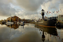Hull Marina by Sarah Couzens