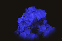 blauer Kristall  by Barbara  Keichel