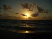 Magic Sunrise , Beach México by Tricia Rabanal