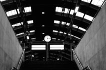 Berlin Ostbahnhof  by Bastian  Kienitz