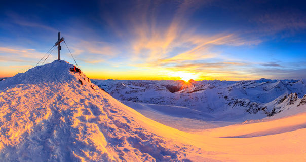 Beautiful-view-moelltaler-gletscher-3122-m-in-the-alps-big