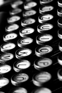 Schreibmaschinentasten Typewriter keys by Falko Follert