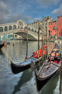Venice Gondalos at Rialto Bridge by Martin Williams