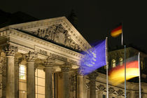 Reichstag bei Nacht by kunertus