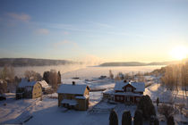 Village at the shore of a freezing stream von Intensivelight Panorama-Edition
