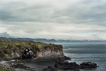 Cliff in Hellnar, Snaefellsnes, Iceland von intothewide