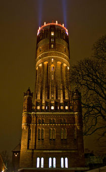 Lüneburg / Wasser Turm / Nacht von Stanislaw Pietrakowski