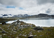 Lake in Norway by intothewide