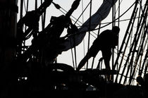 Sillhouette of a sailor on a tall ship by Intensivelight Panorama-Edition