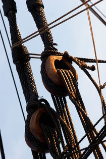 Detail of the rigging on a tall ship von Intensivelight Panorama-Edition