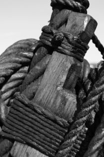 Ropes on a sailing ship - monochrome von Intensivelight Panorama-Edition