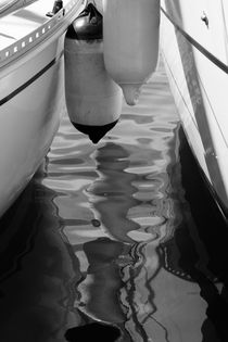 Two fender buoys - monochrome by Intensivelight Panorama-Edition