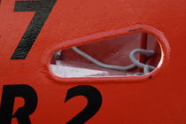 Detail of the hull of a red trawler von Intensivelight Panorama-Edition