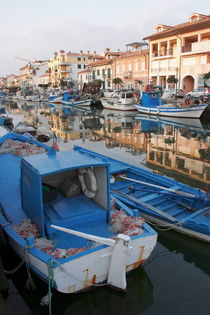 Canal in Grado with fishing boats von Intensivelight Panorama-Edition