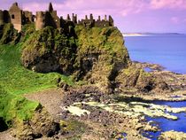 Dunluce Castle, County Antrim, Ireland von pcexpert