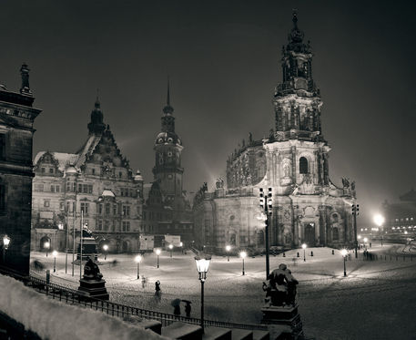 "Dresden im Schnee" Fotografie als Poster und Kunstdruck ...