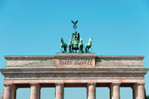 Berlin Brandenburger Tor by topas images