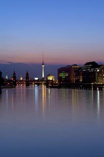 Berlin Skyline by topas images