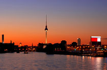 Berlin Skyline by topas images
