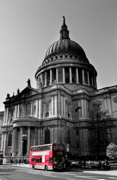 St-pauls-red-sel-1