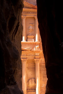 Das Schatzhaus, Petra, Jordanien by gfischer
