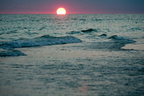 sunset over ocean von digidreamgrafix