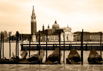 Gondolas and San Giorgio Maggiore, Venice von Linda More