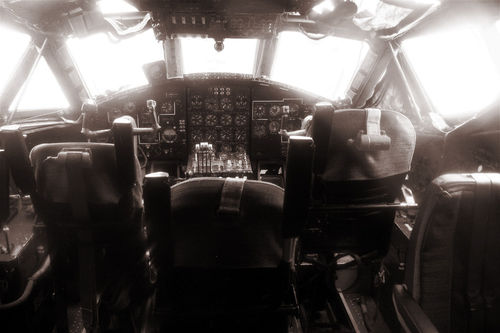 Cockpit-bearbeitet-1