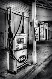 Old Fuel Pump - Black and White by Kaye Menner