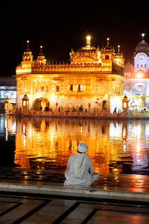 The Golden Temple in Amritsar. by Tom Hanslien