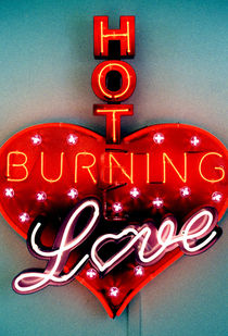 HOT BURNING LOVE by Giorgio Giussani