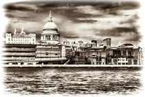 St Paul's by David Tinsley