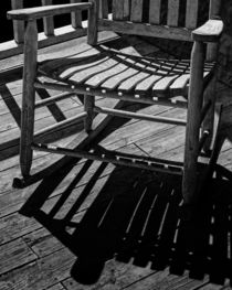 Rocking Chair Patterns and Shadows von Randall Nyhof