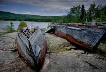 Shipwrecks at Neys Provincial Park No. 3 von Randall Nyhof