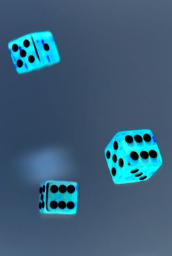 Flying-dices-1