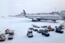 Moscow airport in winter. von Tatyana Samarina