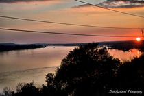 Sunset on River von Dan Richards
