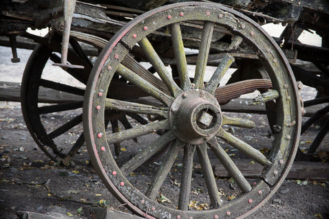 Raw-chariot-wheel