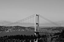 Bosporus Brücke in Istanbul by ann-foto