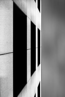 Schwarze Fenster I von Bastian  Kienitz